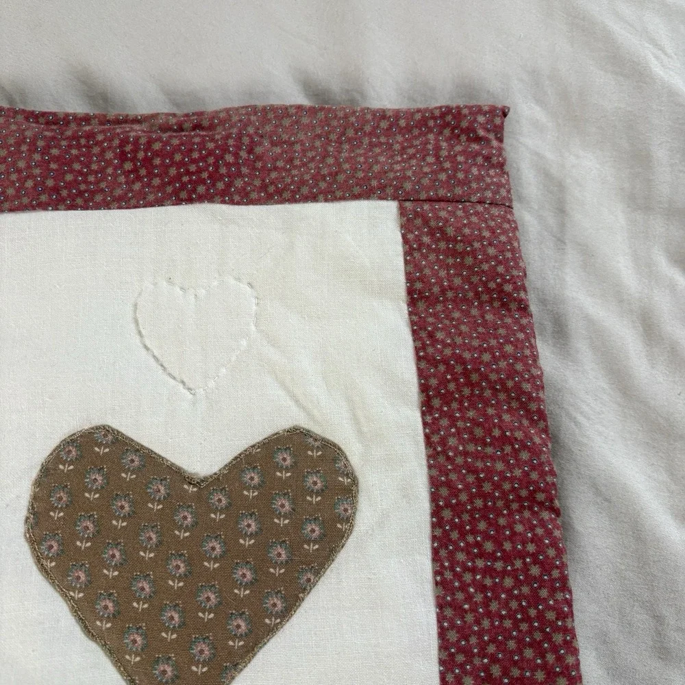 Handmade Quilted Appliqued Quilt Wall Hanging Hearts 1980s 90s Country Primitive